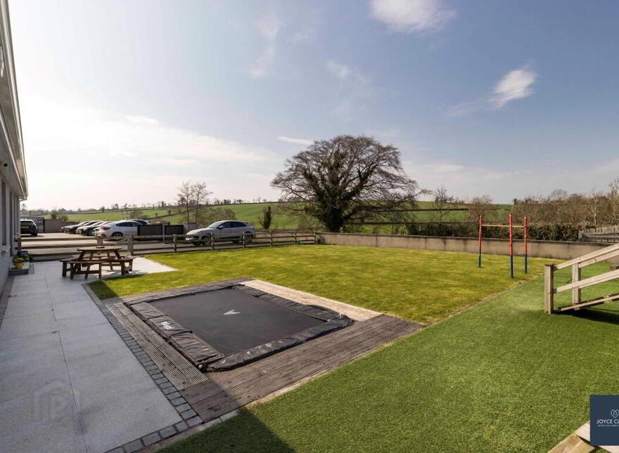 37 Moyrourkan Road, Markethill, BT60 1TU