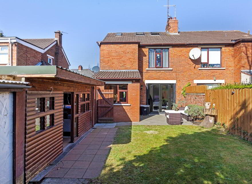 44 Ardmore Park, Finaghy, Belfast, BT10 0JL