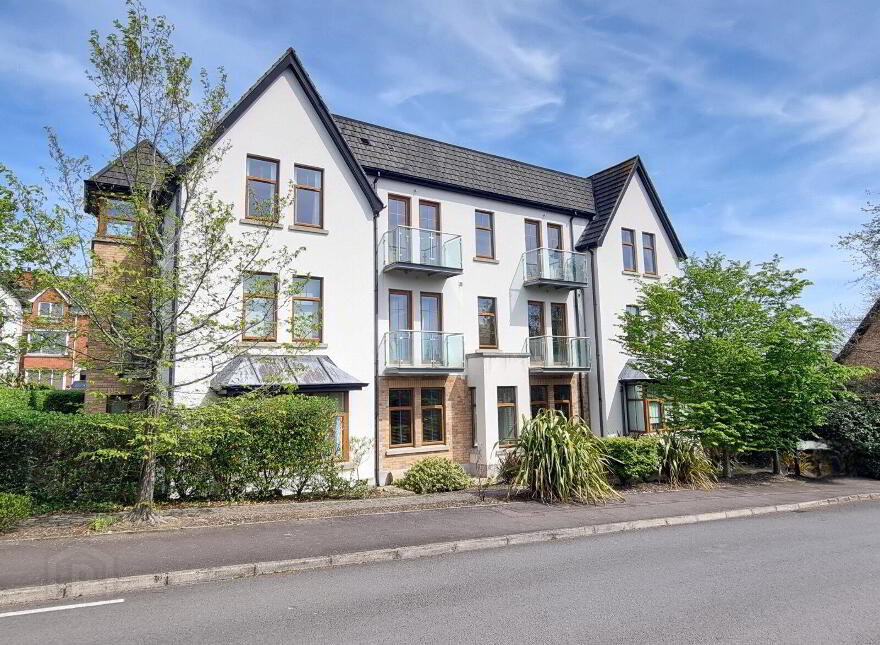 15 Lakeview Manor, Newtownards, BT23 4US