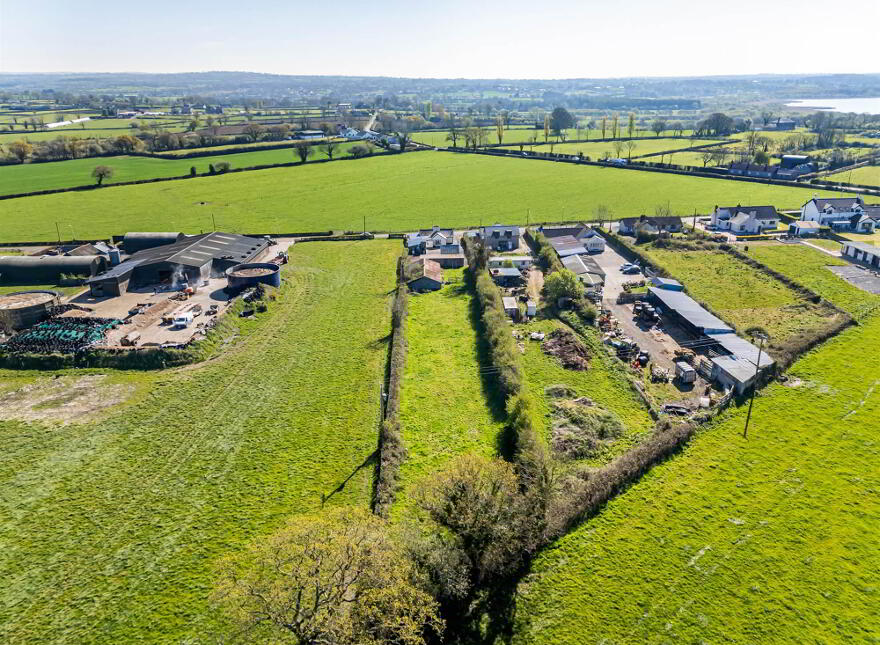 11 Shore Road, Ballinderry Upper, Lisburn, BT28 2LQ