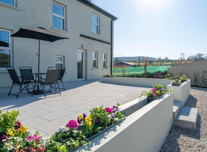Monclink, Manorcunningham, Letterkenny, F92FR9P