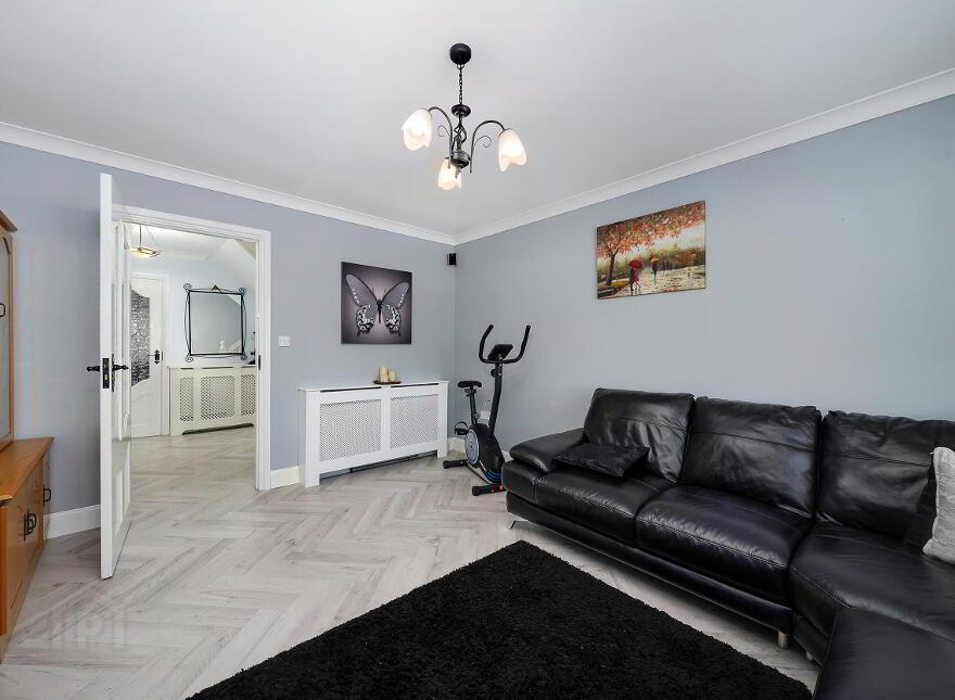 104 Oakwood Grove, Clondalkin, Dublin, D22XA56