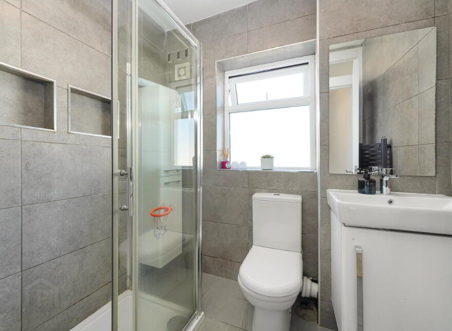 61 Neilstown Drive, Clondalkin, Dublin, D22NA72