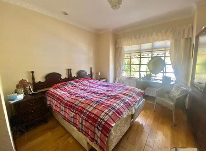 24 Steelstown Road, Derry, BT48 8EU