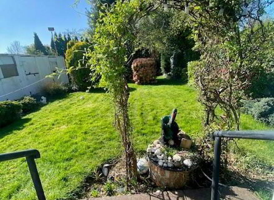 24 Steelstown Road, Derry, BT48 8EU