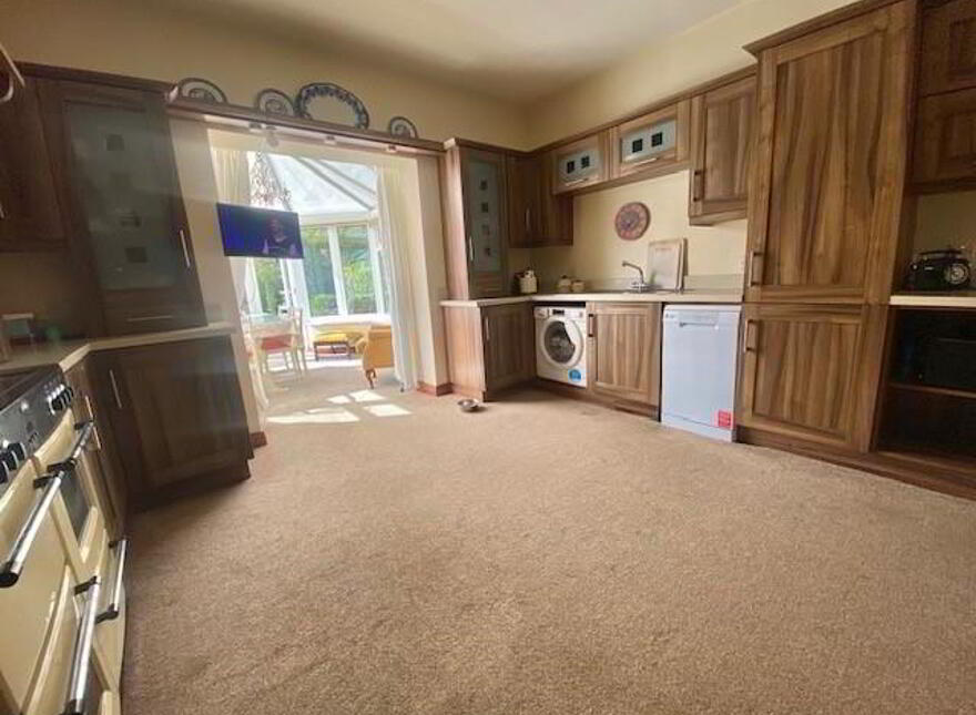 24 Steelstown Road, Derry, BT48 8EU