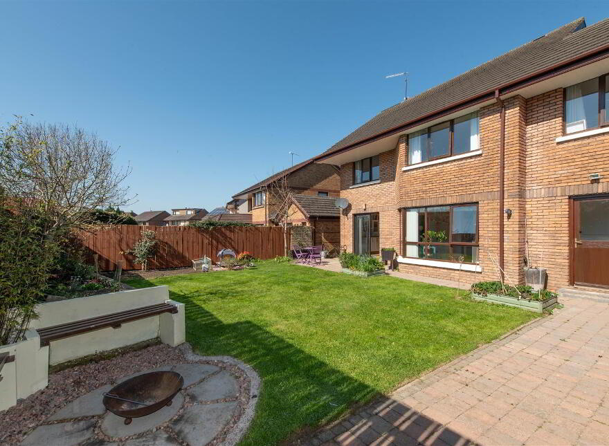 5 Rademon Avenue, Crossgar, BT30 9NX