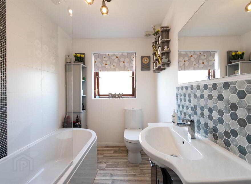 5 Rademon Avenue, Crossgar, BT30 9NX