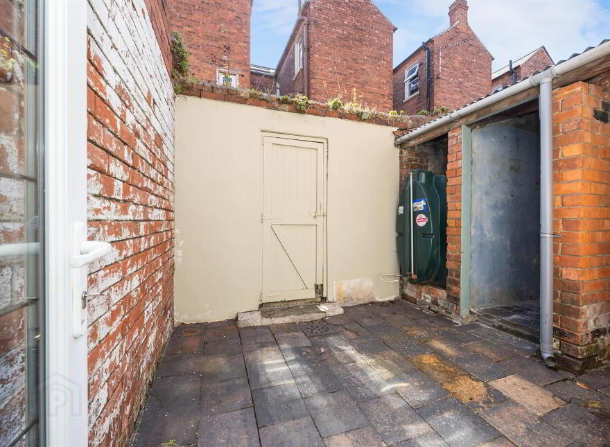 16 Rossmore Avenue, Belfast, BT7 3HB