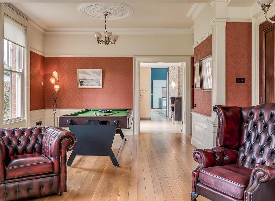 3 Malone Park Central, Belfast, BT9 6NP