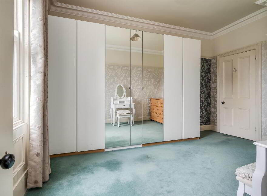 3 Malone Park Central, Belfast, BT9 6NP