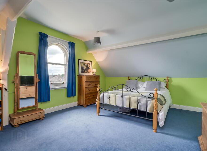 3 Malone Park Central, Belfast, BT9 6NP