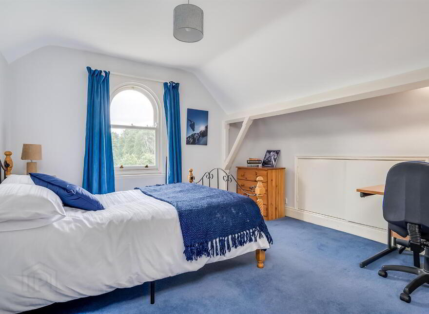 3 Malone Park Central, Belfast, BT9 6NP