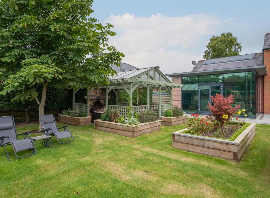3 Malone Park Central, Belfast, BT9 6NP