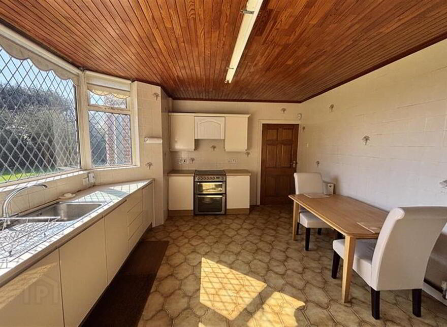 737 Antrim Road, Belfast, BT15 4EL