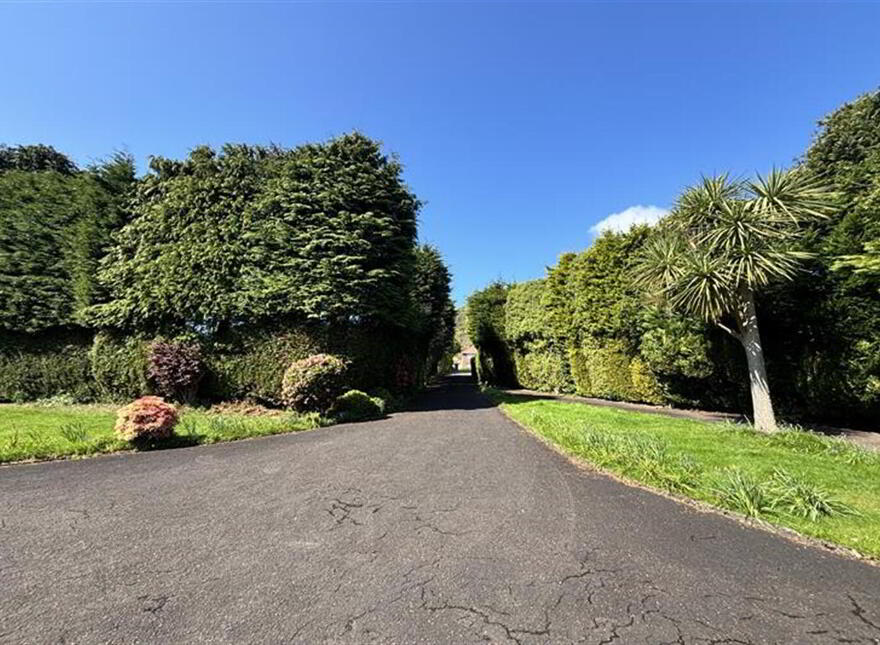 737 Antrim Road, Belfast, BT15 4EL