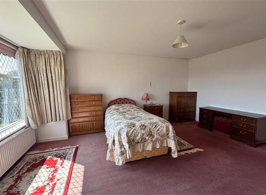737 Antrim Road, Belfast, BT15 4EL