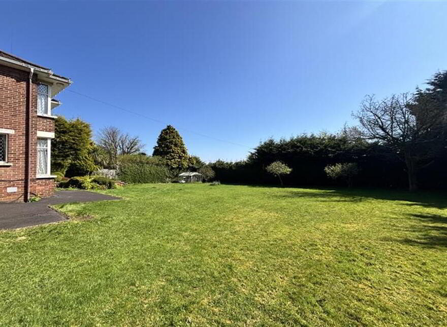 737 Antrim Road, Belfast, BT15 4EL