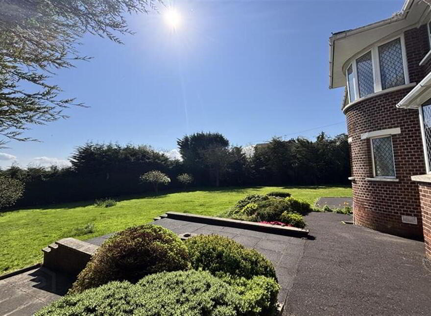 737 Antrim Road, Belfast, BT15 4EL