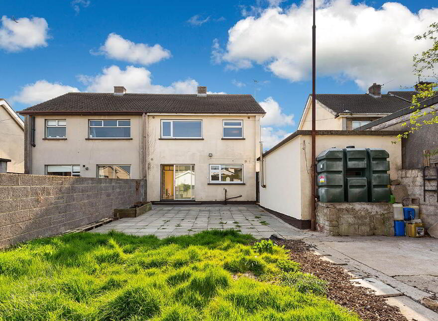 61 Brookville Park, Drogheda