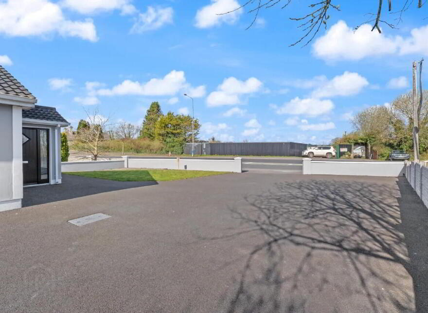 Brookhill, Claremorris, F12KC56