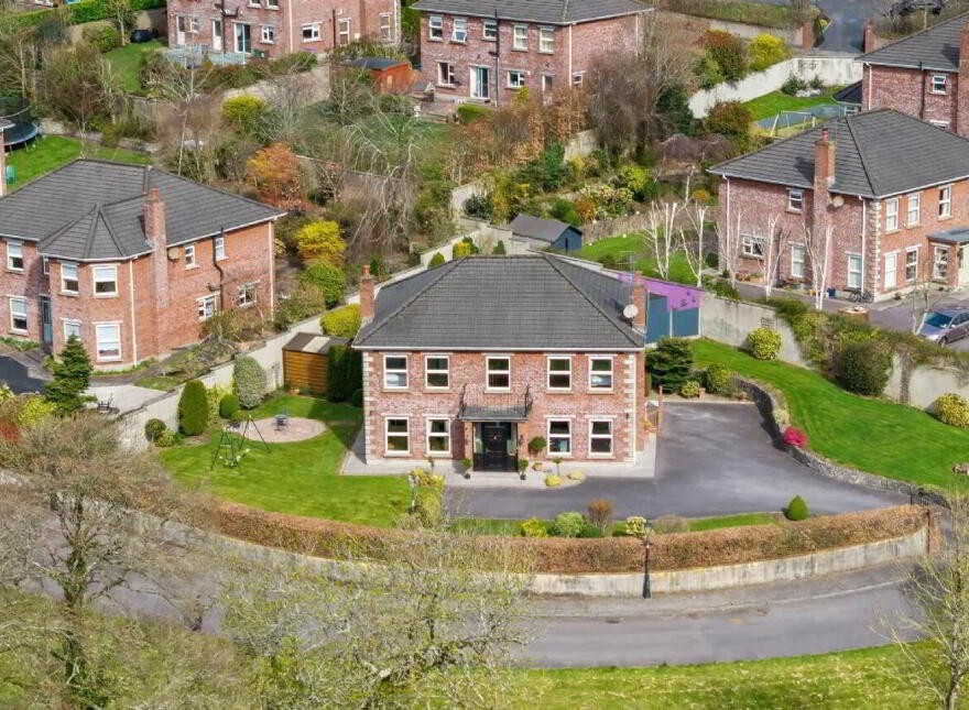 37, 14 Westbury Heights, Mallow, P51KV6T photo