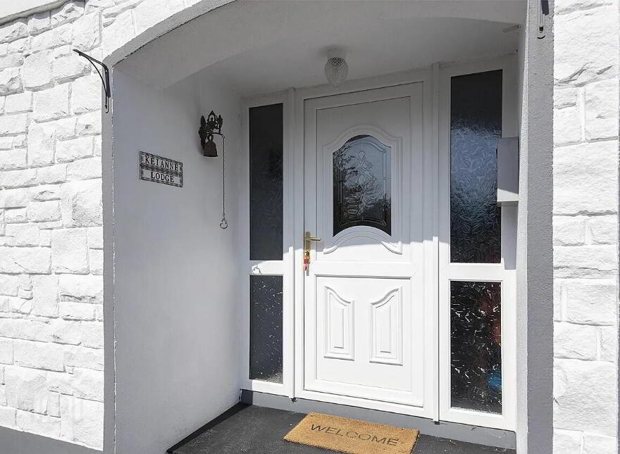 Keianne Lodge, Ballinamult, E91K520
