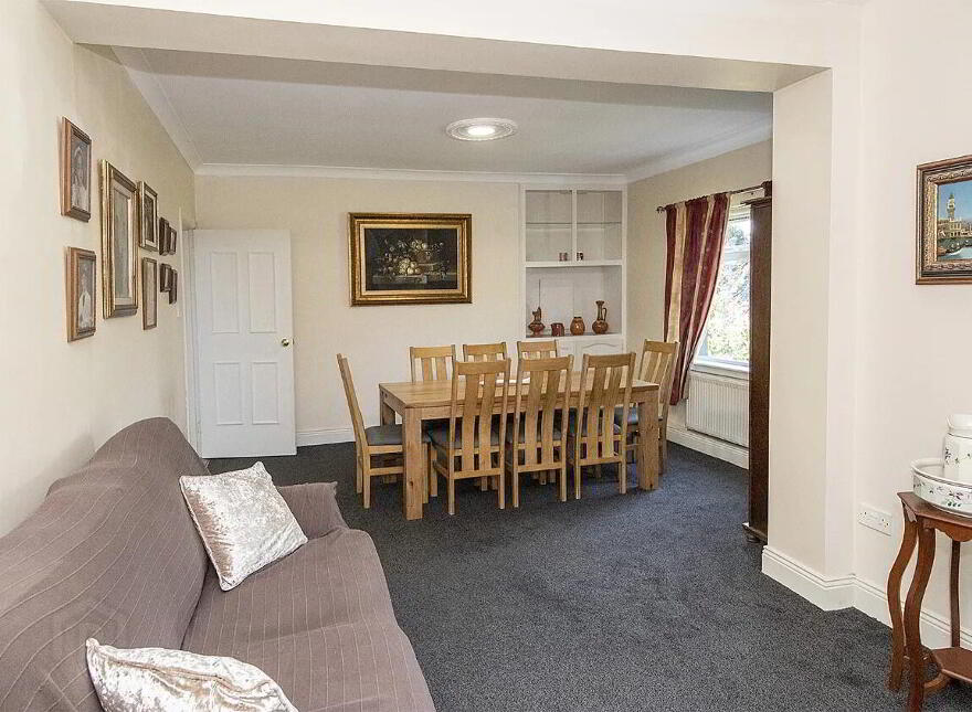 Keianne Lodge, Ballinamult, E91K520