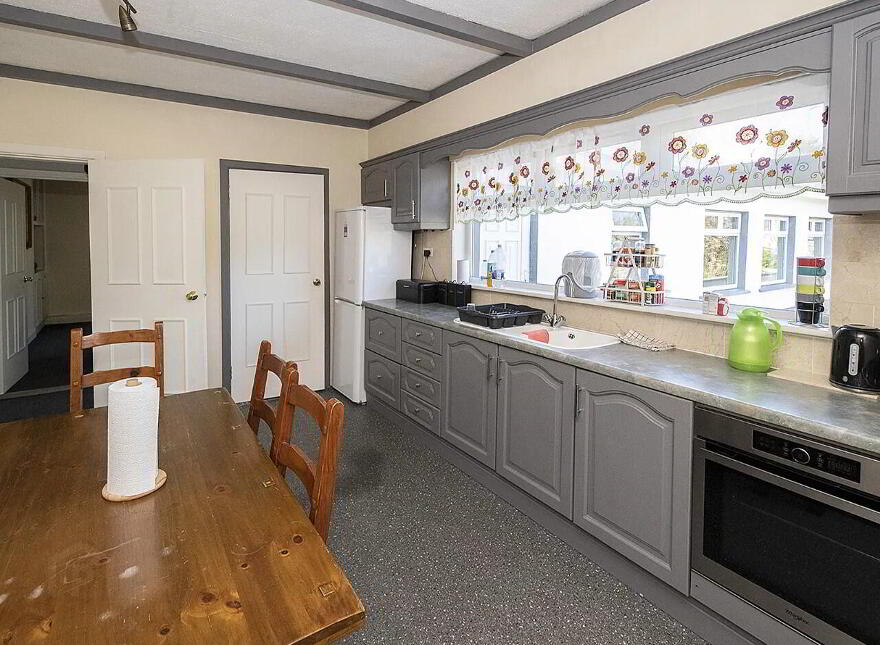 Keianne Lodge, Ballinamult, E91K520