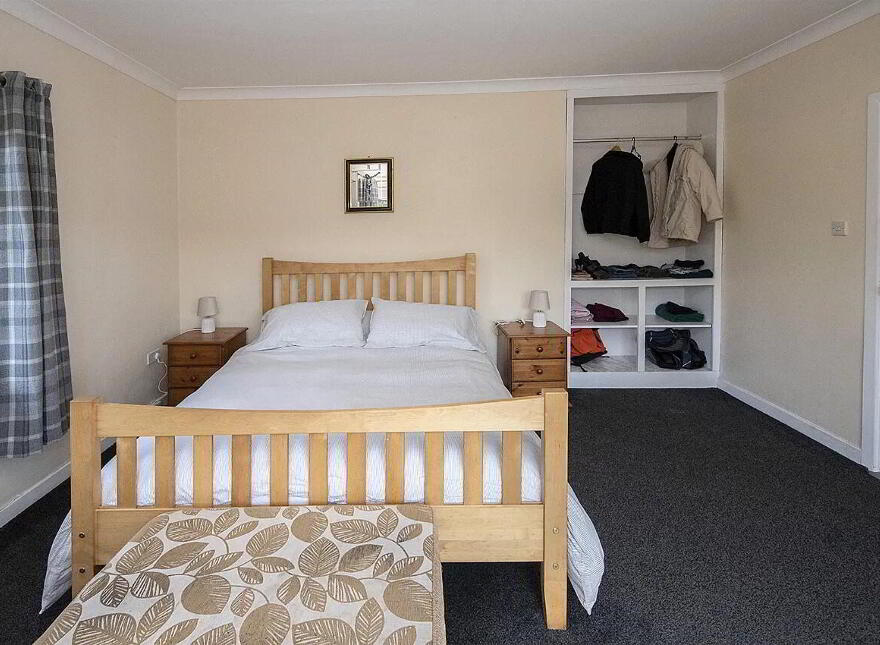 Keianne Lodge, Ballinamult, E91K520