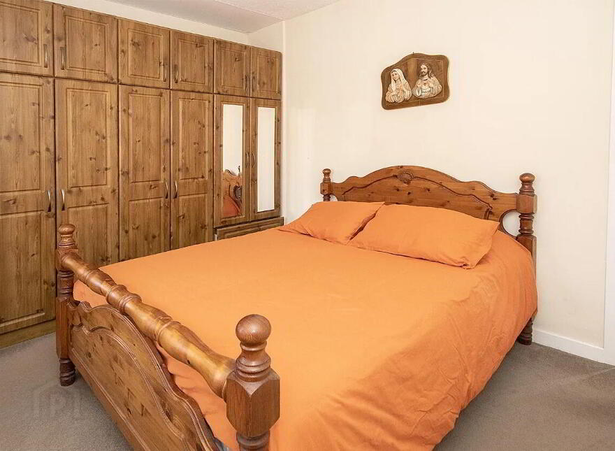 Keianne Lodge, Ballinamult, E91K520