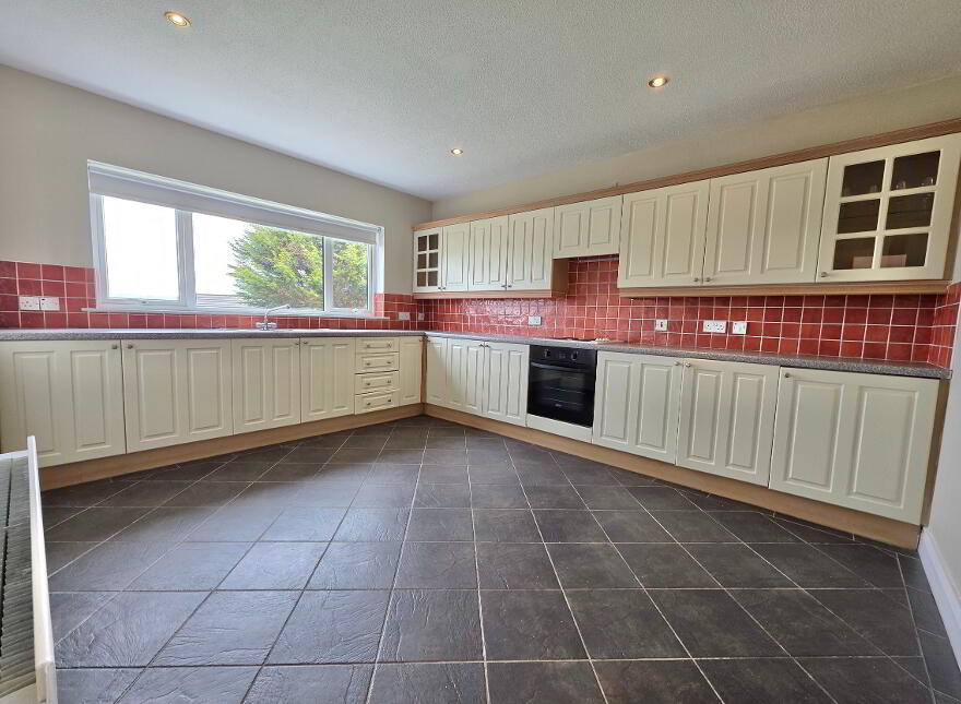 3 Leyland Avenue, (off Leyland Road), Ballycastle, BT54 6HP