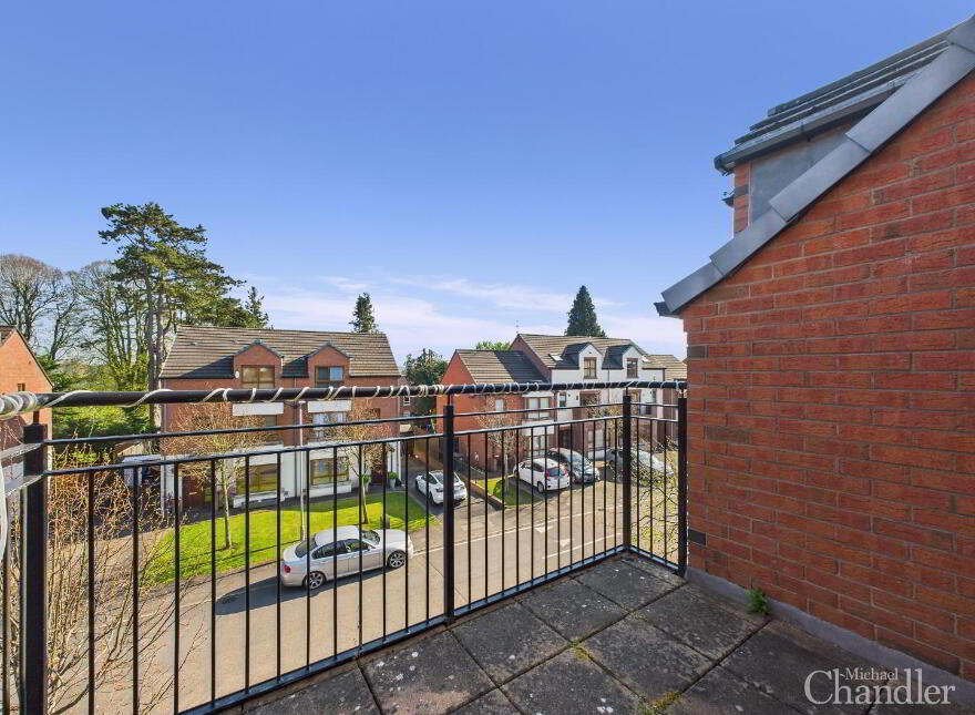 12 Redwood Lane, Dunmurry, Belfast, BT17 9RJ