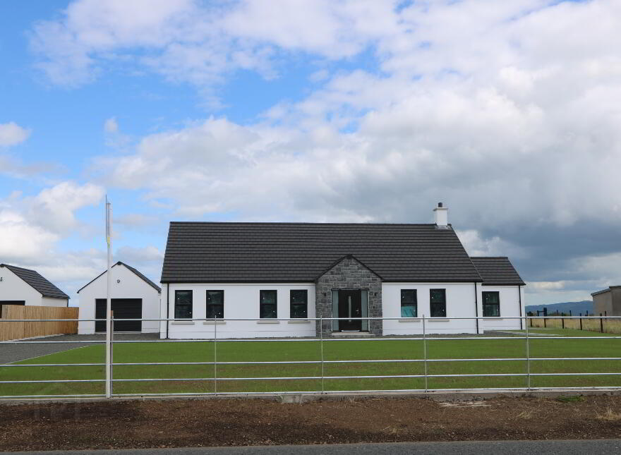 187a Portglenone Road, Randalstown, BT41 3EU photo
