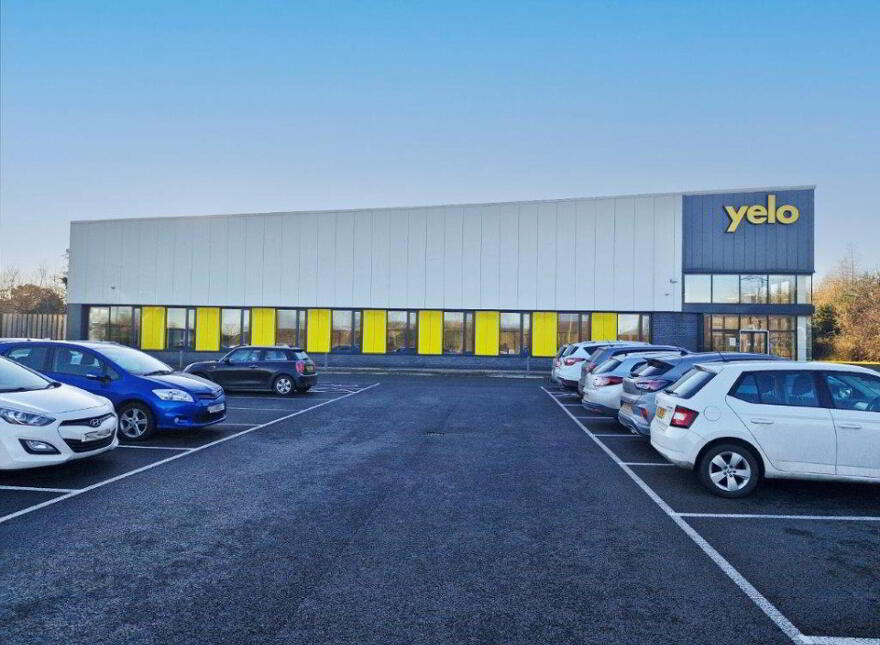 20 Meadowbank Road, Carrickfergus, BT38 8YF