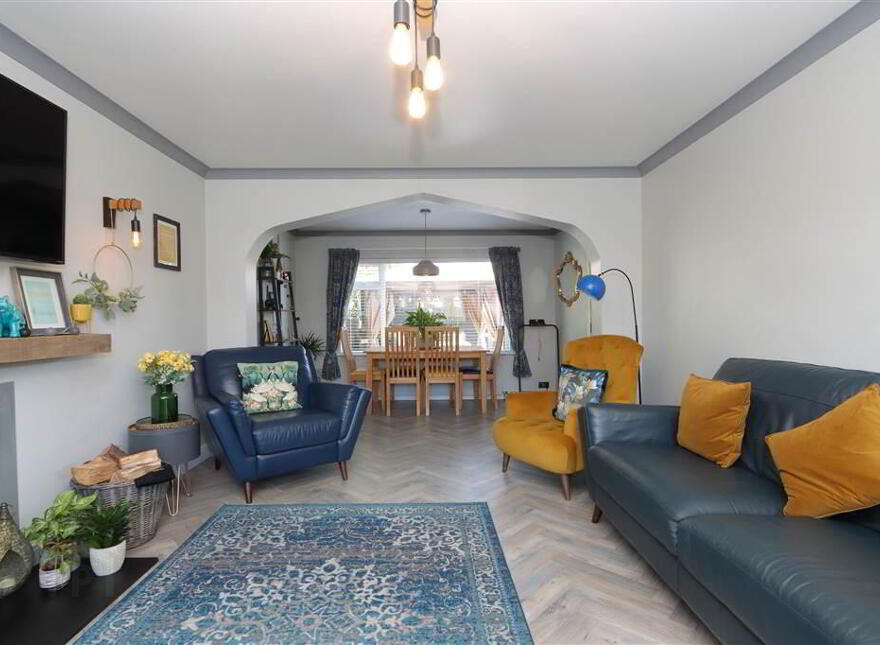 294a Comber Road, Dundonald, Belfast, BT16 1UR