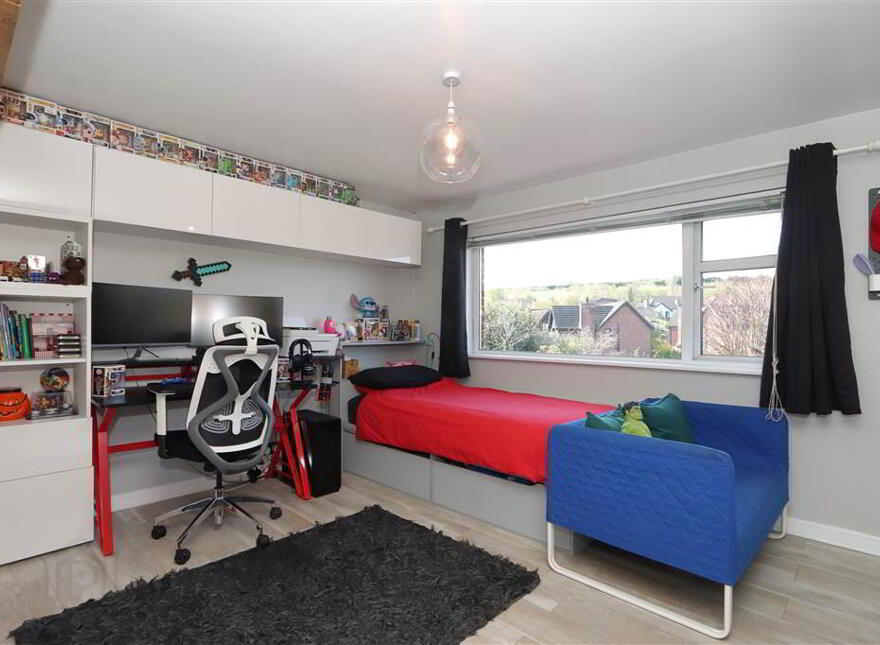 294a Comber Road, Dundonald, Belfast, BT16 1UR