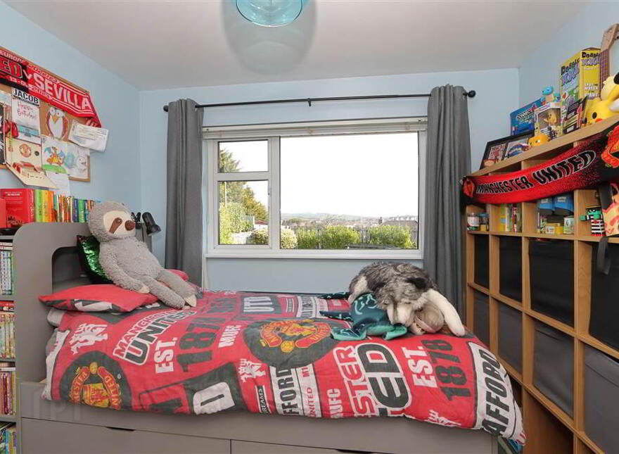 294a Comber Road, Dundonald, Belfast, BT16 1UR