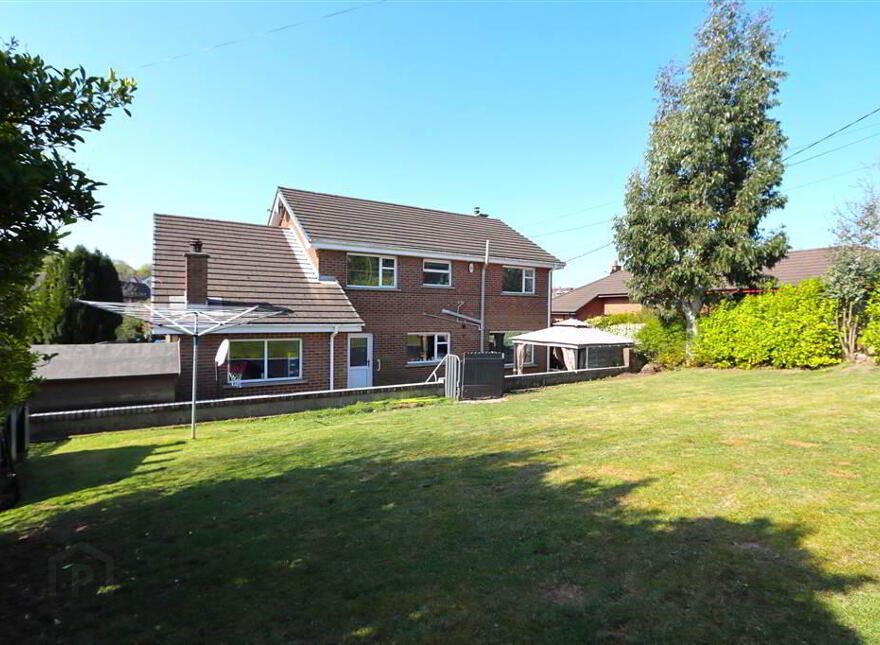 294a Comber Road, Dundonald, Belfast, BT16 1UR