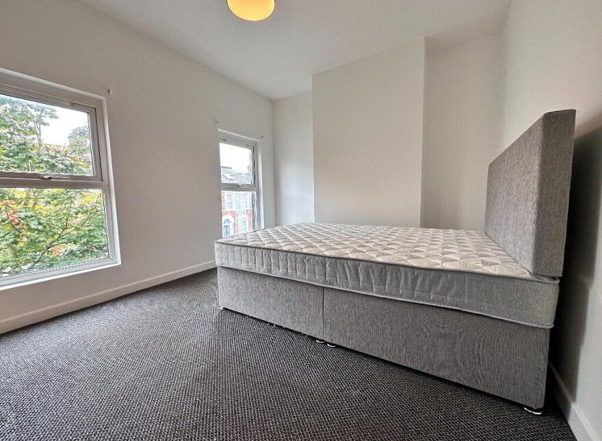 23 Cairo Street, Belfast, BT7 1QS