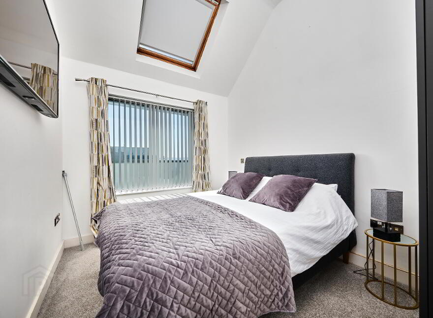 11 Ecosse, Kinora Terrace, Portstewart, BT55 7FR
