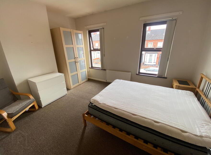 53 Surrey Street, Off Lisburn Road, Belfast, BT9 7FR
