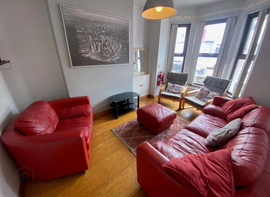 53 Surrey Street, Off Lisburn Road, Belfast, BT9 7FR