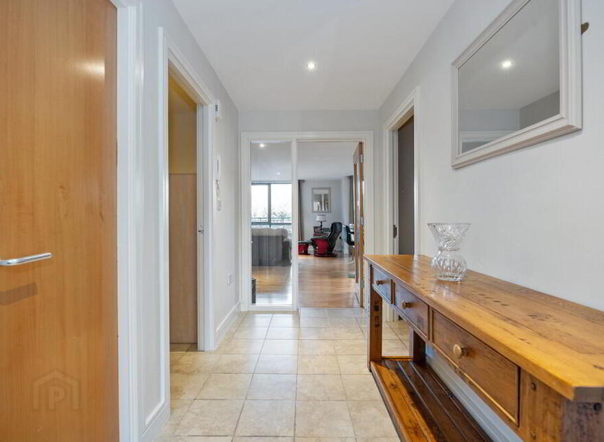 33 Apartment, Stranmillis Wharf, 2b Lockview Road, Belfast, BT9 5GN