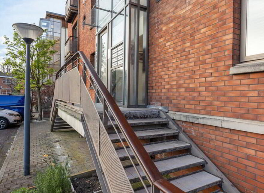 33 Apartment, Stranmillis Wharf, 2b Lockview Road, Belfast, BT9 5GN