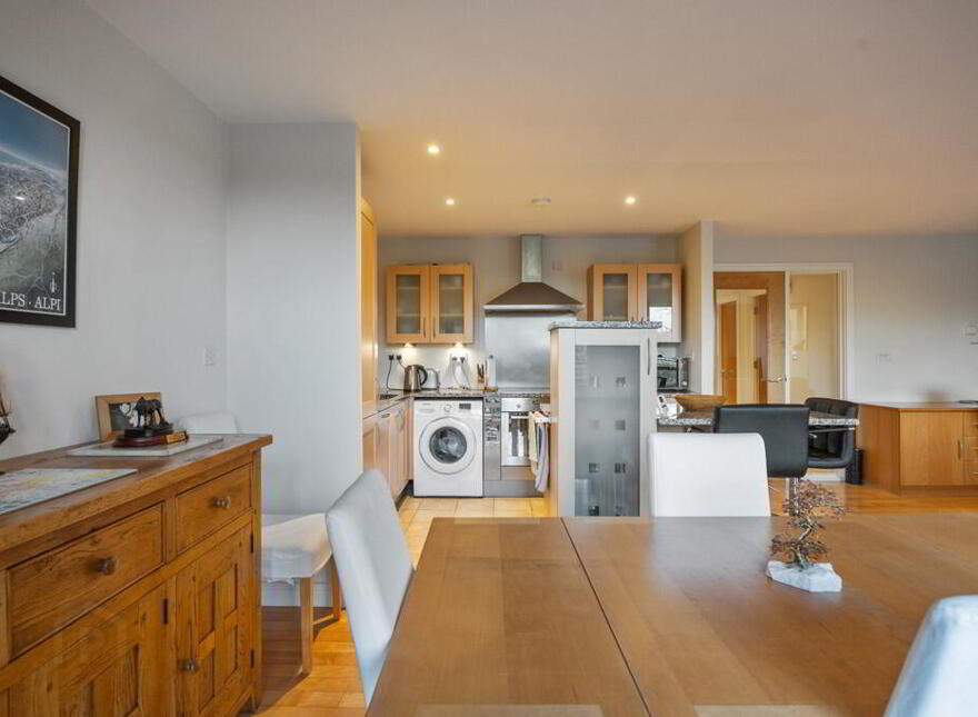 33 Apartment, Stranmillis Wharf, 2b Lockview Road, Belfast, BT9 5GN