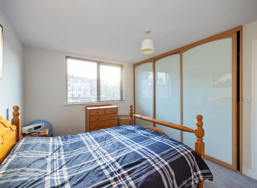 33 Apartment, Stranmillis Wharf, 2b Lockview Road, Belfast, BT9 5GN