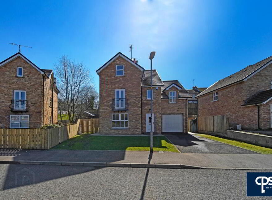 9 Meadowcroft, Dromore, Omagh, BT78 3JA