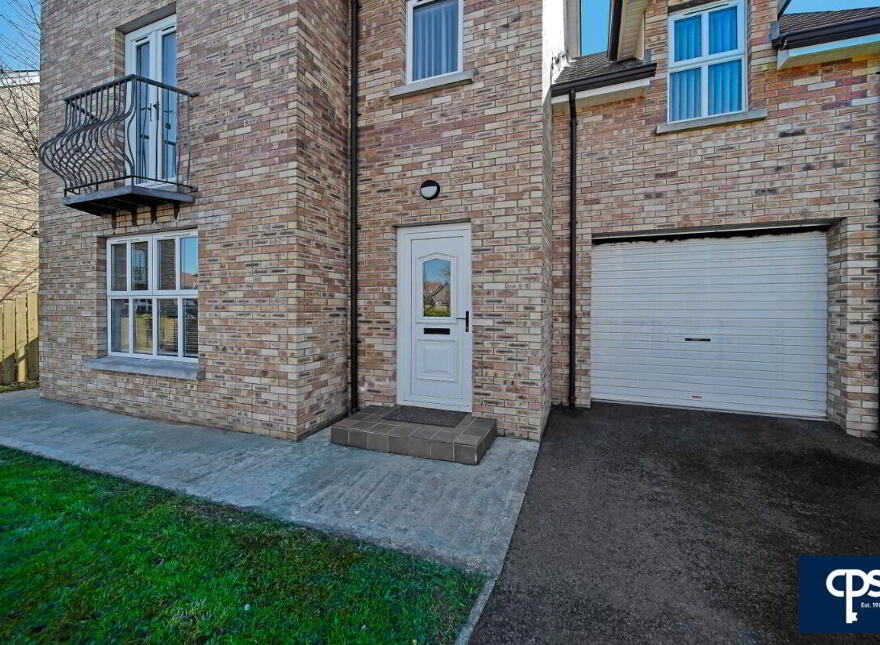 9 Meadowcroft, Dromore, Omagh, BT78 3JA