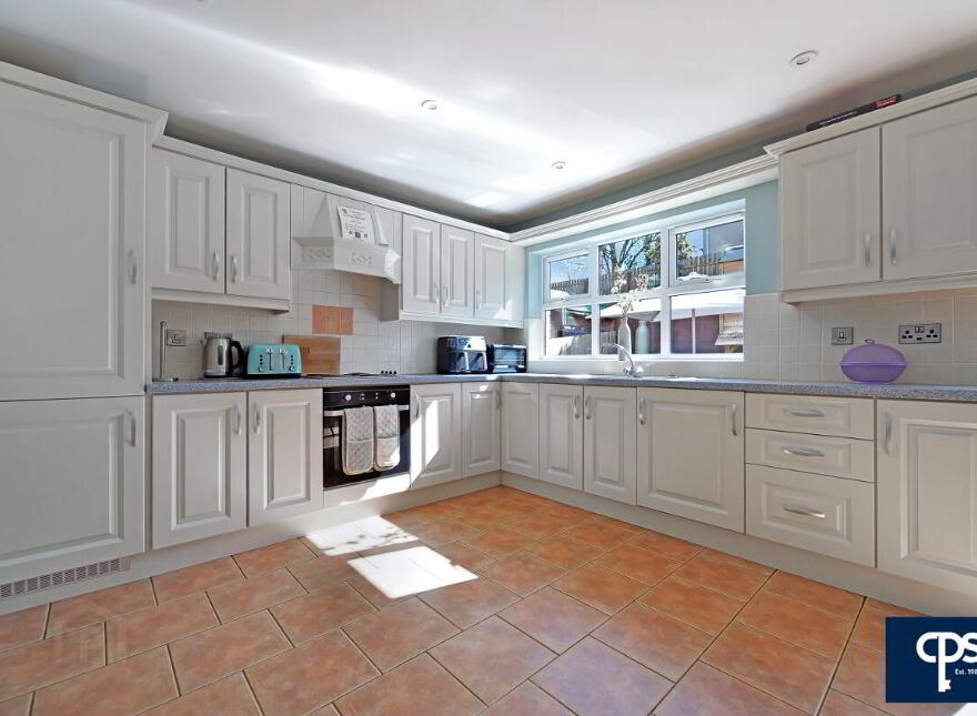 9 Meadowcroft, Dromore, Omagh, BT78 3JA